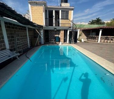 Yautepec House | Jardín rubi
