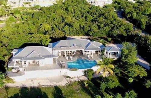 Plum Bay Villa | Jardin Creole in Marigot by Personal Villas - Ideal for a Family or a Group