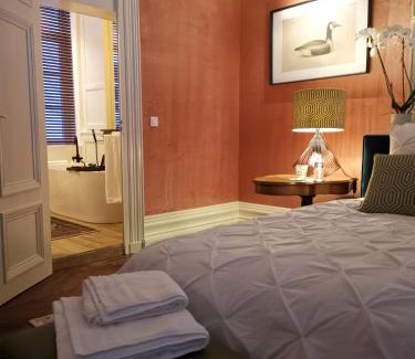 Cassel Bed & Breakfast | JARDIN D'HIVER CASSEL Suite de 70 m2
