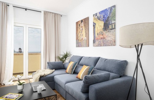 Ensanche Centro Apartment | Jardines del Puerto with View