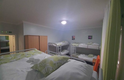 Setubal Hostel | Jardins de São Luís