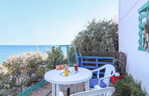 Albufeira Apartment | Jardins do Mar Studio Apartment with Sea View, Terrace and Garden; Parking Available