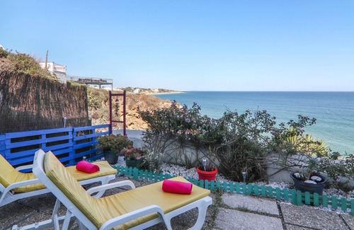 Albufeira Apartment | Jardins do Mar Studio Apartment with Sea View, Terrace and Garden; Parking Available