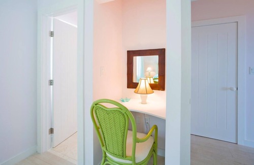 Old Man Bay House | Jasmine Cottage by Grand Cayman Villas & Condos