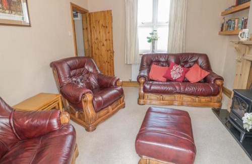 Rhuddlan House | Jasmine Cottage