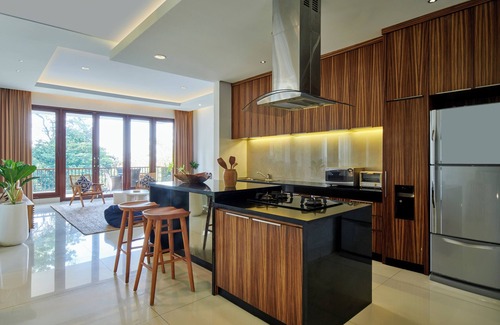 Bandung Villa | Jasmine Cozy Villa 3 BR Heated Pool and Billiard