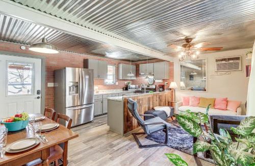 Jasper House | Jasper Cabin with Fire Pit, Grill and Mountain Views!