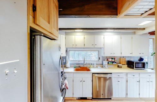 North Troy House | Jay Chalet
