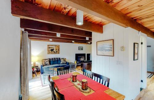 North Troy House | Jay Chalet