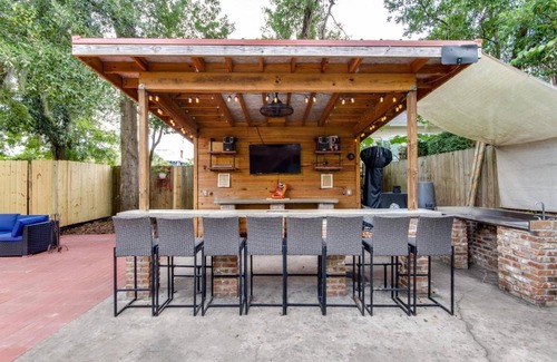 Springfield House | JBH 115 W 2nd Apt #2