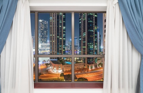 Dubai Marina Apartment | Jbr beach walk front sea apartment up 6-7 guest