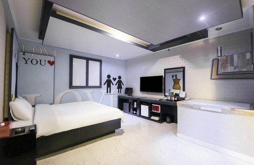 Jecheon Hotel | Jecheon K2