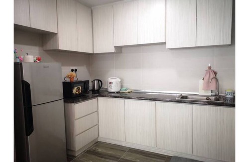 Tabuan Jaya Apartment | Jeff and Ricky Homestay 17 @ Vivacity Megamall