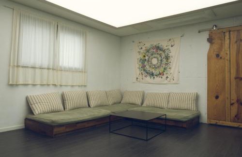 Andeok Villa | Jeju Blanc Jade Pool Villa