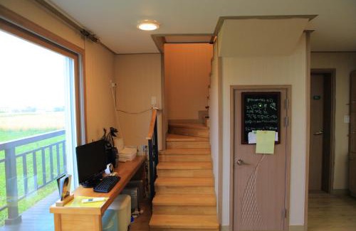 Downtown House | Jeju Gillime Pension