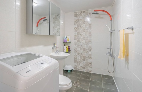 Gujwa House | Jeju Handong Stay Pet-friendly Pension