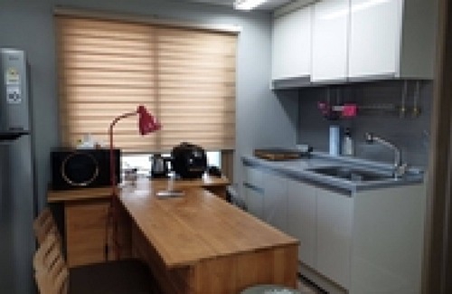 Gujwa House | Jeju Jinggeomdari Pension