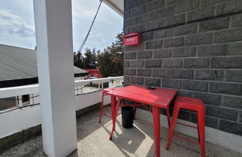 Andeok House | Jeju Mermuri