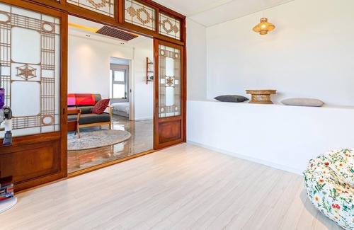 Gujwa House | Jeju Moonlit Pension