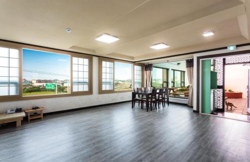 Jocheon House | Jeju Wayo Pension