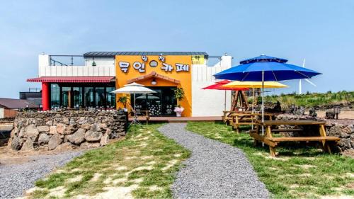 Gujwa House | Jeju Woljeongri Pungcha Pension