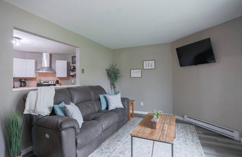 Weston Apartment | Jelinek Hideaway Unit 6