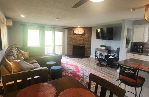 Bartlett Condo | Jem family resort condo mins to Storyland & mtn views
