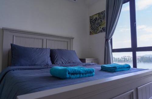 Lumut Apartment | Jemhaus Breathtaking Seaview [Netflix & Coway]