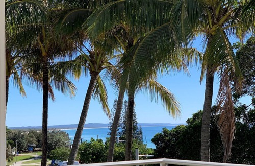 Rainbow Beach Apartment | 'Jemingar's Place' 207 - Rainbow Beach. Plantation Resort Unit - Incredible Views - Top Floor.