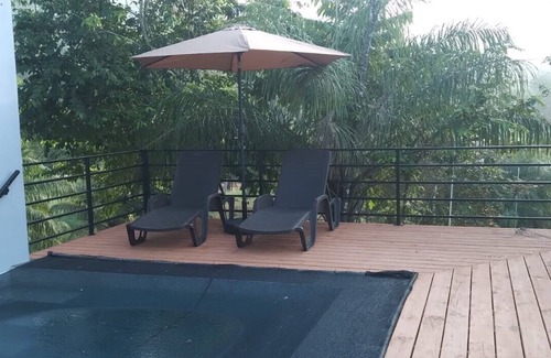 Seven Miles El Progresso House | Jenny’s Villa, Santa Elena, Belize