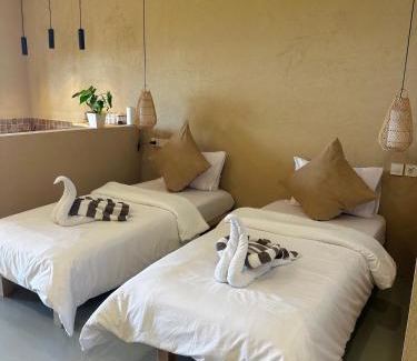Amed Hotel | Jepun Hill Studios & Amed Jepun Divers