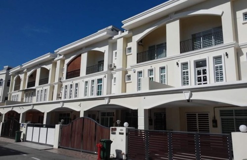 Kampung Sungai Nibong House | Jerejak Villa