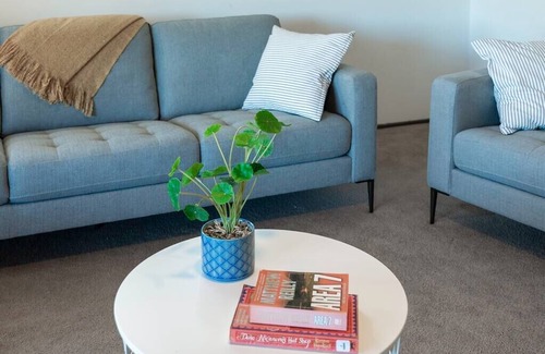 St. Georges Basin House | JERVIS BAY // 1O-15 MIN DRIVE TO FAMOUS HYAMS BEACH