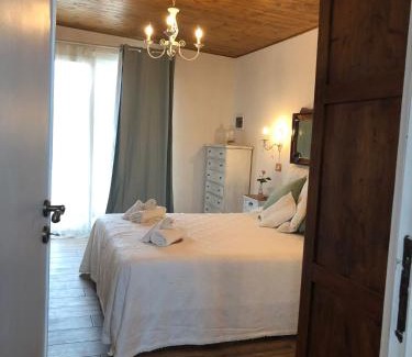 Castelvetrano House | Jess & Joe's