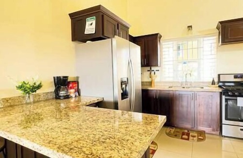 Falmouth Villa | Jhadano-Breakfast, Excursions & Shuttle Inc. $89PP