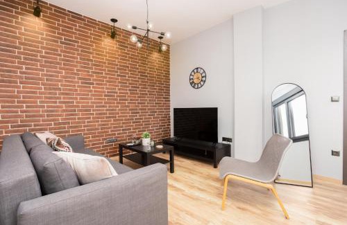 Ladadika Apartment | Jim & Jo House