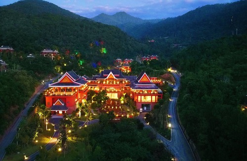 Jinggu County Hotel | Jinggu Mangka Xikang Yunshe