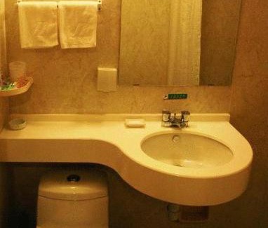 Yu Hua Hotel | Jinjiang Inn - Changsha Helong Stadium