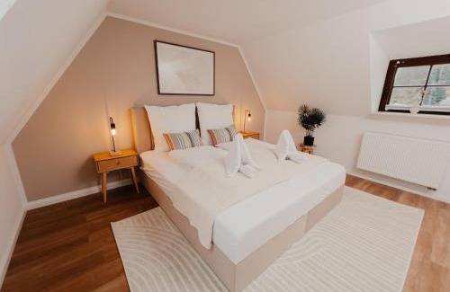Konigstein an der Elbe Apartment | JINO Königstein l Elbblick - WLAN - stilvoll