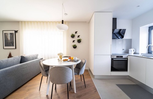 Braga Apartment | João da Ponte - T1 Altice Forum Braga by House and People