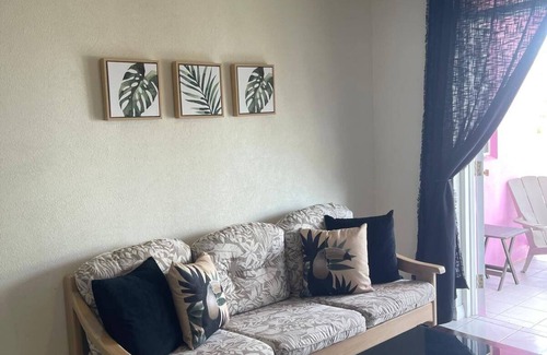 Reeds Hill House | Jo'Marion's Place