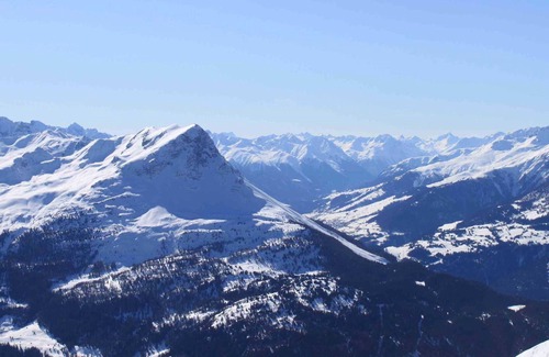 Nauders Cabin | JOCHELIUS - 1900m - mountain resort and restaurant - Goldsee suite