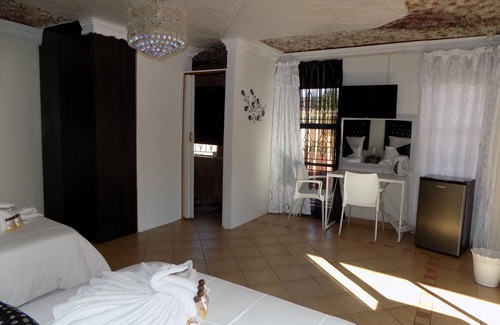 Moses Kotane House | Joezebel Guest House