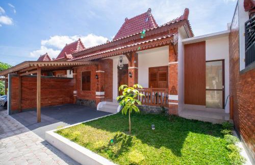 Banaran House | Joglo Prambanan A4