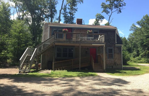 Adamsville House | John Dyer Loft offered by Sakonnet Farm & Stays