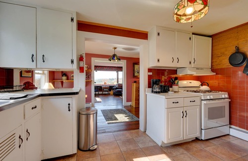 Whitingham House | 'John's Farmhouse in Mount Snow' on 120 Acres!
