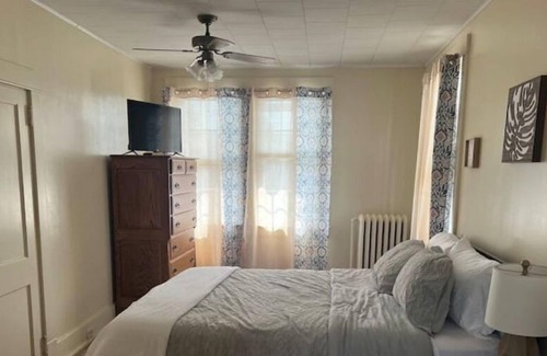 Cumberland House | Johnson Heights Getaway