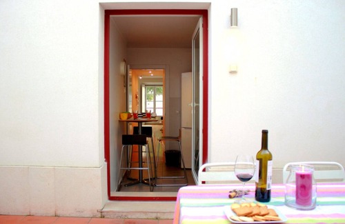 Sao Bento House | JOIVY Cosy apt w/patio near the Botanical Garden