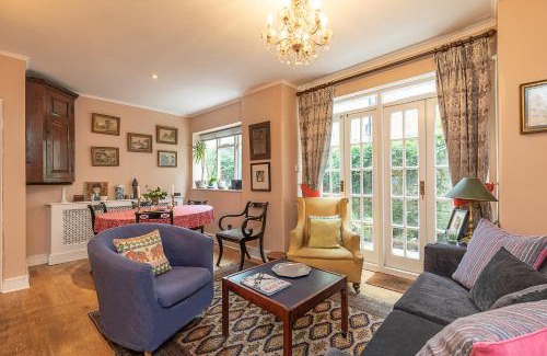 Battersea Apartment | JOIVY Splendid flat with garden near Battersea Park