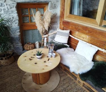 La Cote-dʼAime Apartment | Joli cocon au pied des montagnes